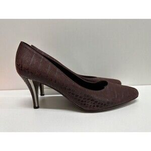 Salvatore Ferragamo vintage women size 9.5 B burgundy leather pumps shoes